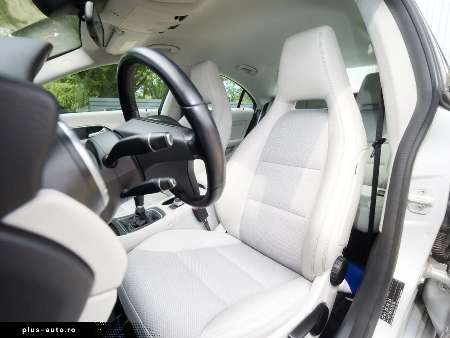 Mercedes-Benz Cla-180