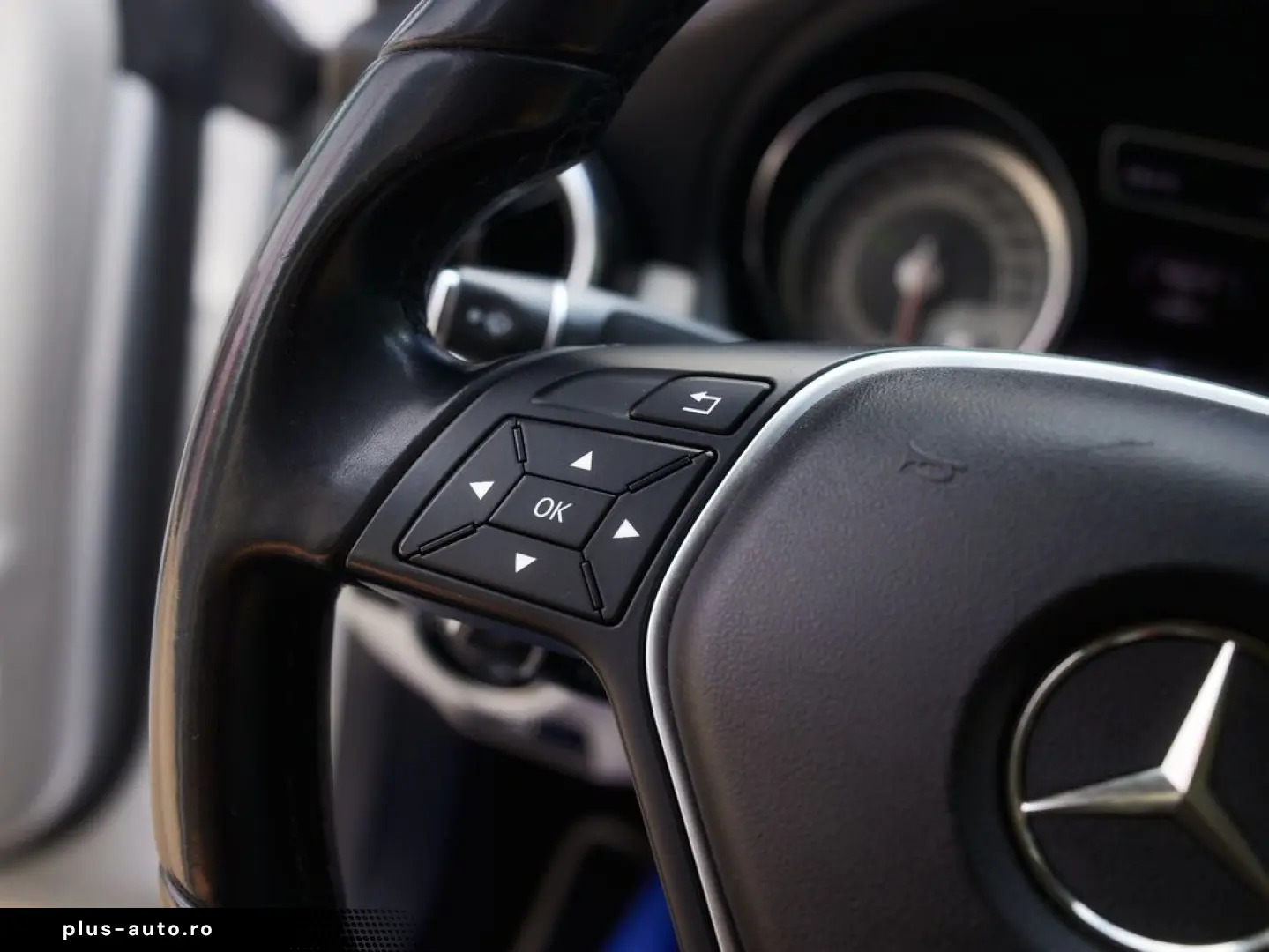 Mercedes-Benz Cla-180