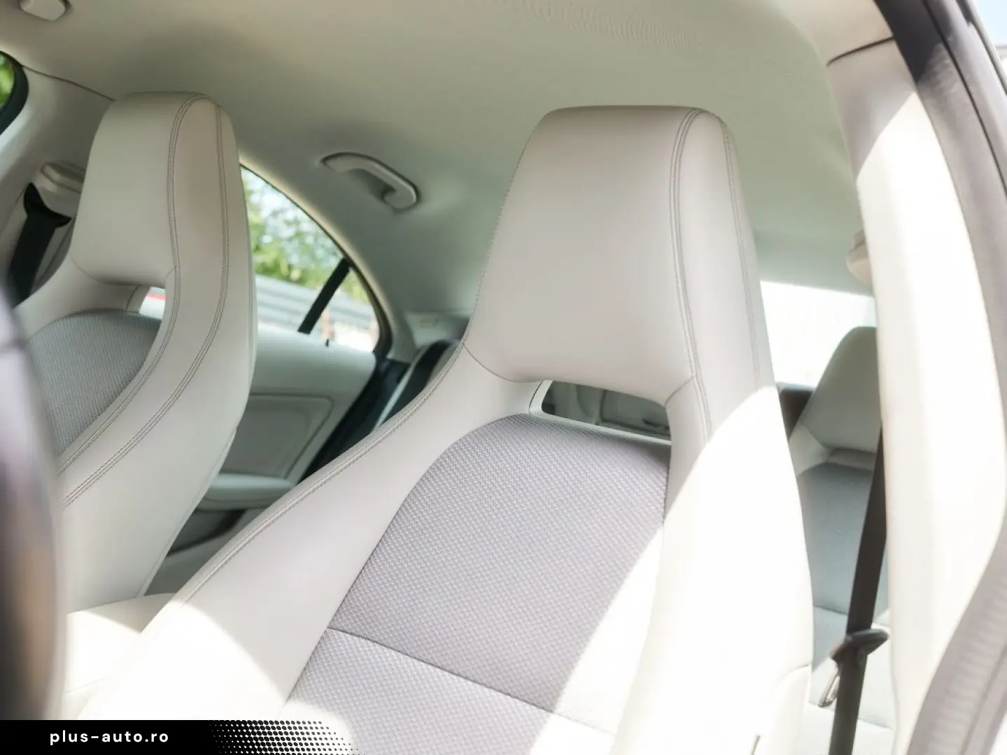 Mercedes-Benz Cla-180