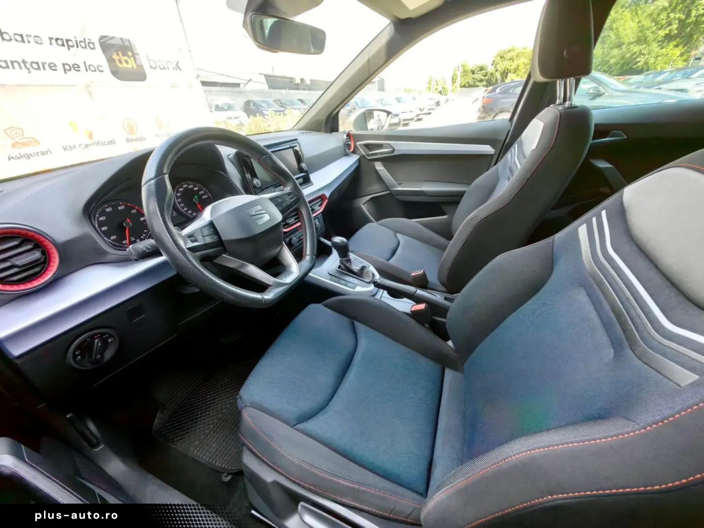 Seat Arona