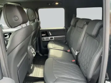 MERCEDES-BENZ G 63 AMG   Smaragdgrün