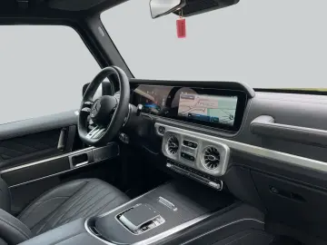MERCEDES-BENZ G 63 AMG   Smaragdgrün
