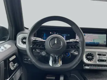 MERCEDES-BENZ G 63 AMG   Smaragdgrün