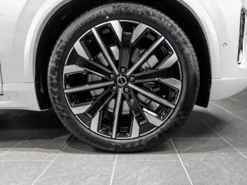 VOLVO XC90 Ultra Bright Recharge Plug-In Hybrid AWD T8