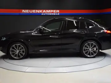 BMW X4 xDrive 30 d M Sport ACC Pano Leder AHK STHZ