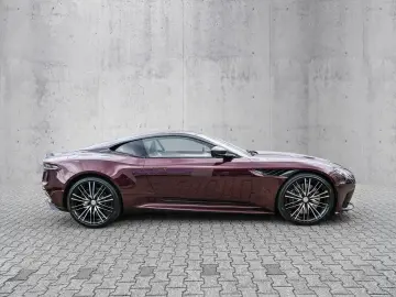 ASTON MARTIN DBS Devine Red  Full Carbon