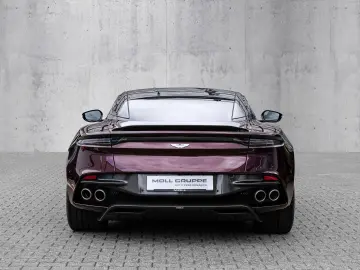 ASTON MARTIN DBS Devine Red  Full Carbon