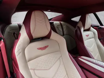 ASTON MARTIN DBS Devine Red  Full Carbon