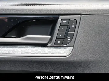 PORSCHE Cayenne E-Hybrid InnoDrive Head-Up Luftfederung