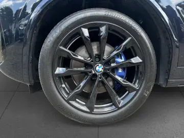 BMW X3 M40d Pano AHK Laser StdHz St&Go 360  HUD H K