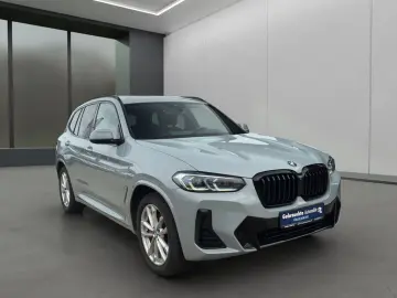 BMW X3 xDrive30d M-SPORT LASER NAVI HUD PANO 21  AHK