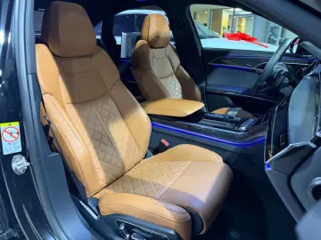 AUDI A8 50 TDI QUATTRO 2x S-LINE ST-H  PANO B&O AIR