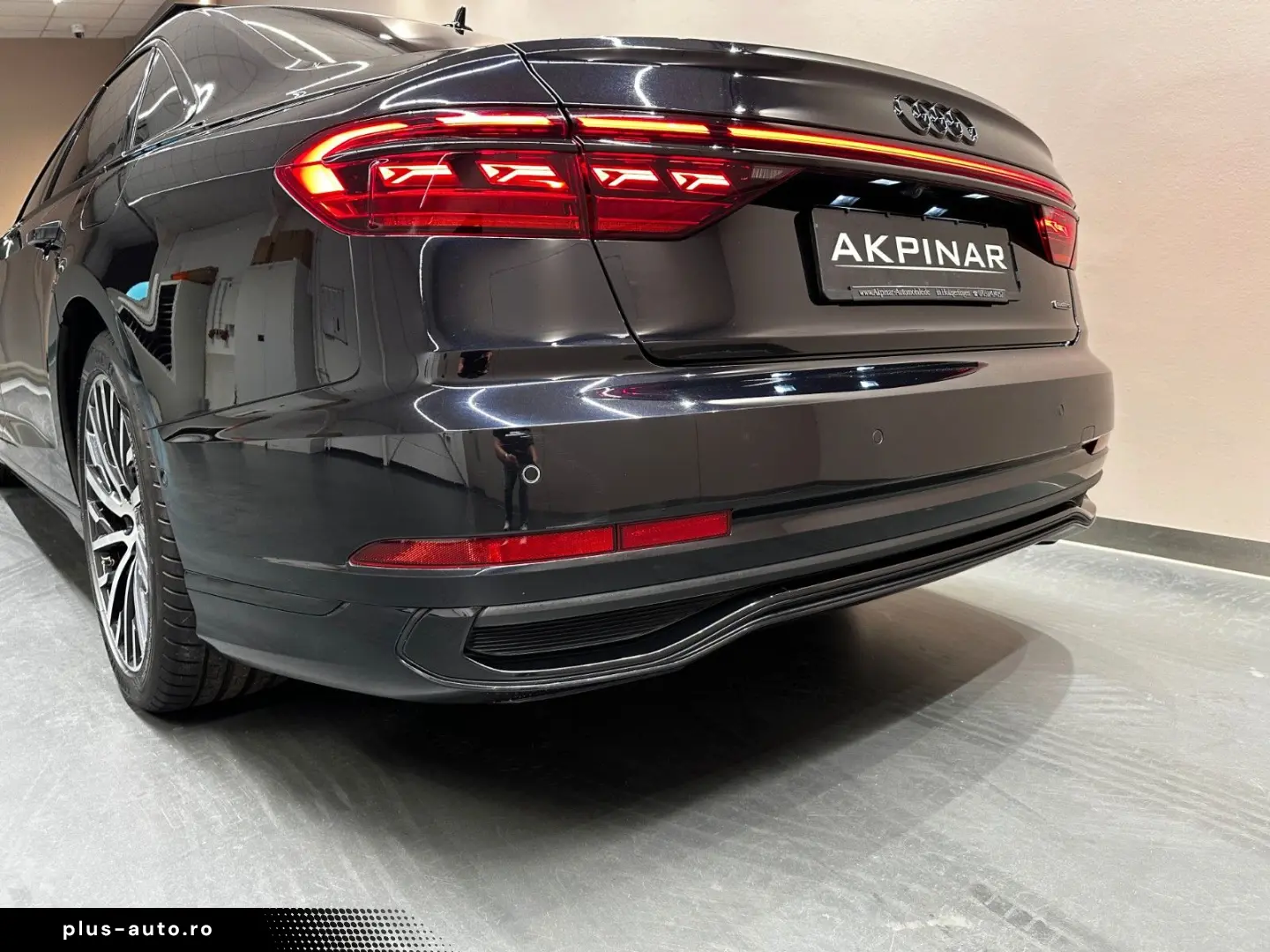 AUDI A8 60 TFSI e L quattro S-LINE  PANO KLAPPTISCH