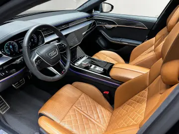 AUDI A8 60 TFSI e L quattro S-LINE  PANO KLAPPTISCH