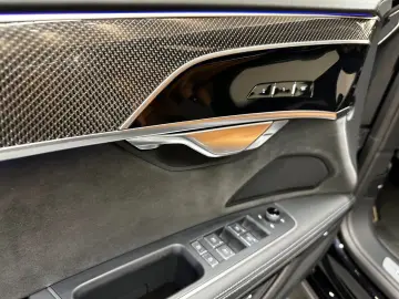 AUDI A8 60 TFSI e L quattro S-LINE  PANO KLAPPTISCH