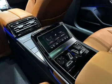 AUDI A8 60 TFSI e L quattro S-LINE  PANO KLAPPTISCH
