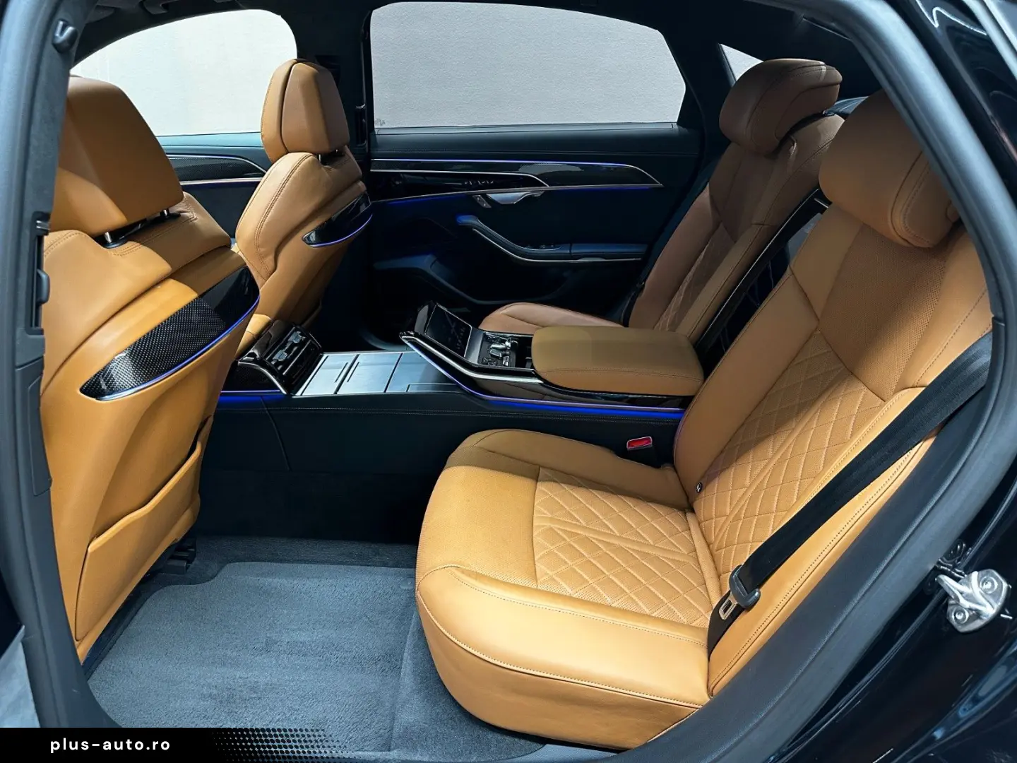 AUDI A8 60 TFSI e L quattro S-LINE  PANO KLAPPTISCH