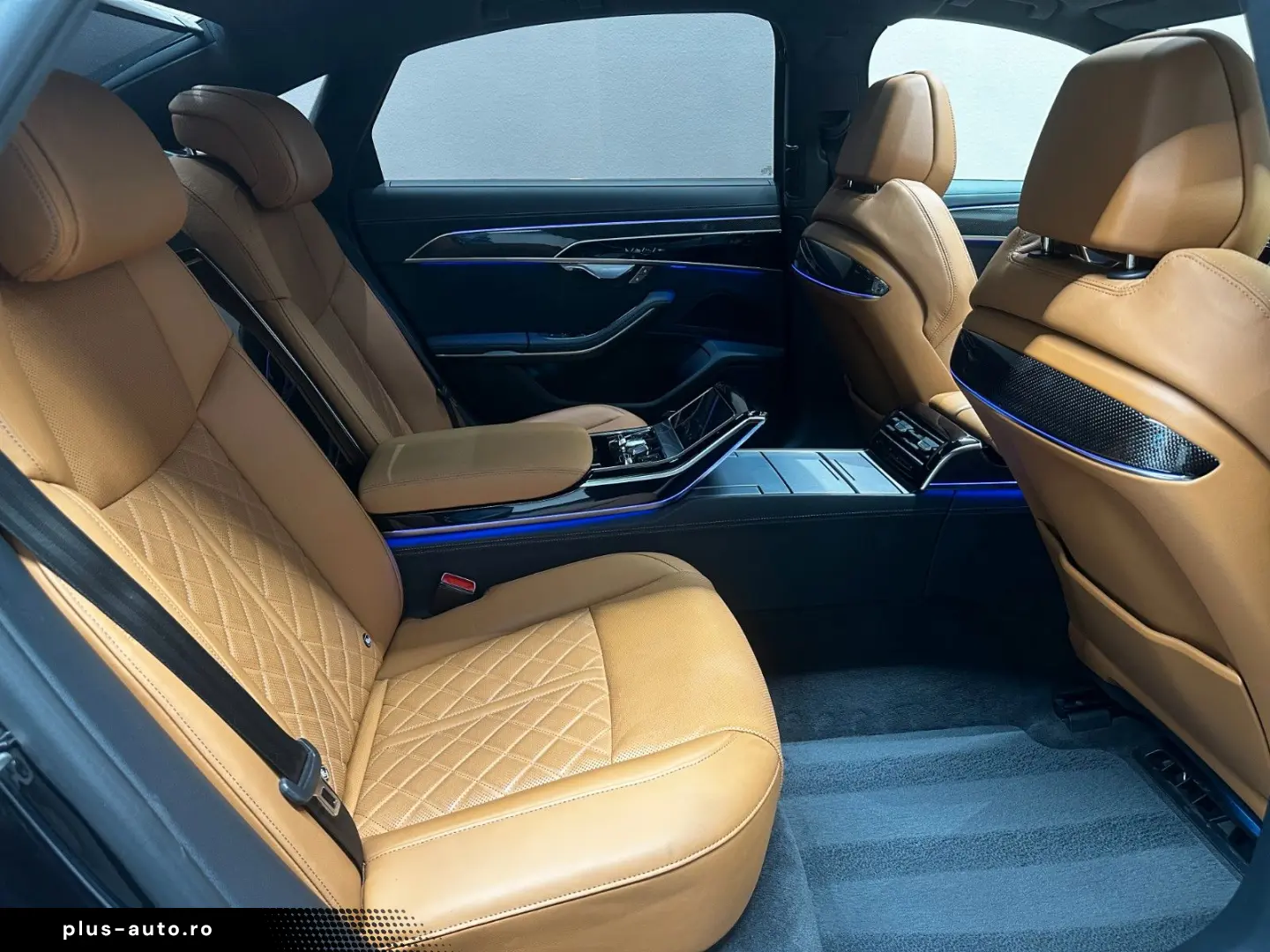 AUDI A8 60 TFSI e L quattro S-LINE  PANO KLAPPTISCH