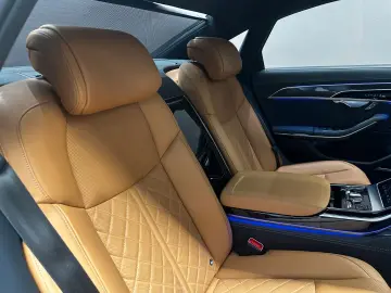 AUDI A8 60 TFSI e L quattro S-LINE  PANO KLAPPTISCH