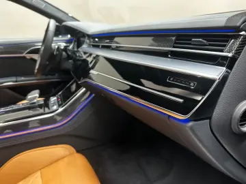 AUDI A8 60 TFSI e L quattro S-LINE  PANO KLAPPTISCH