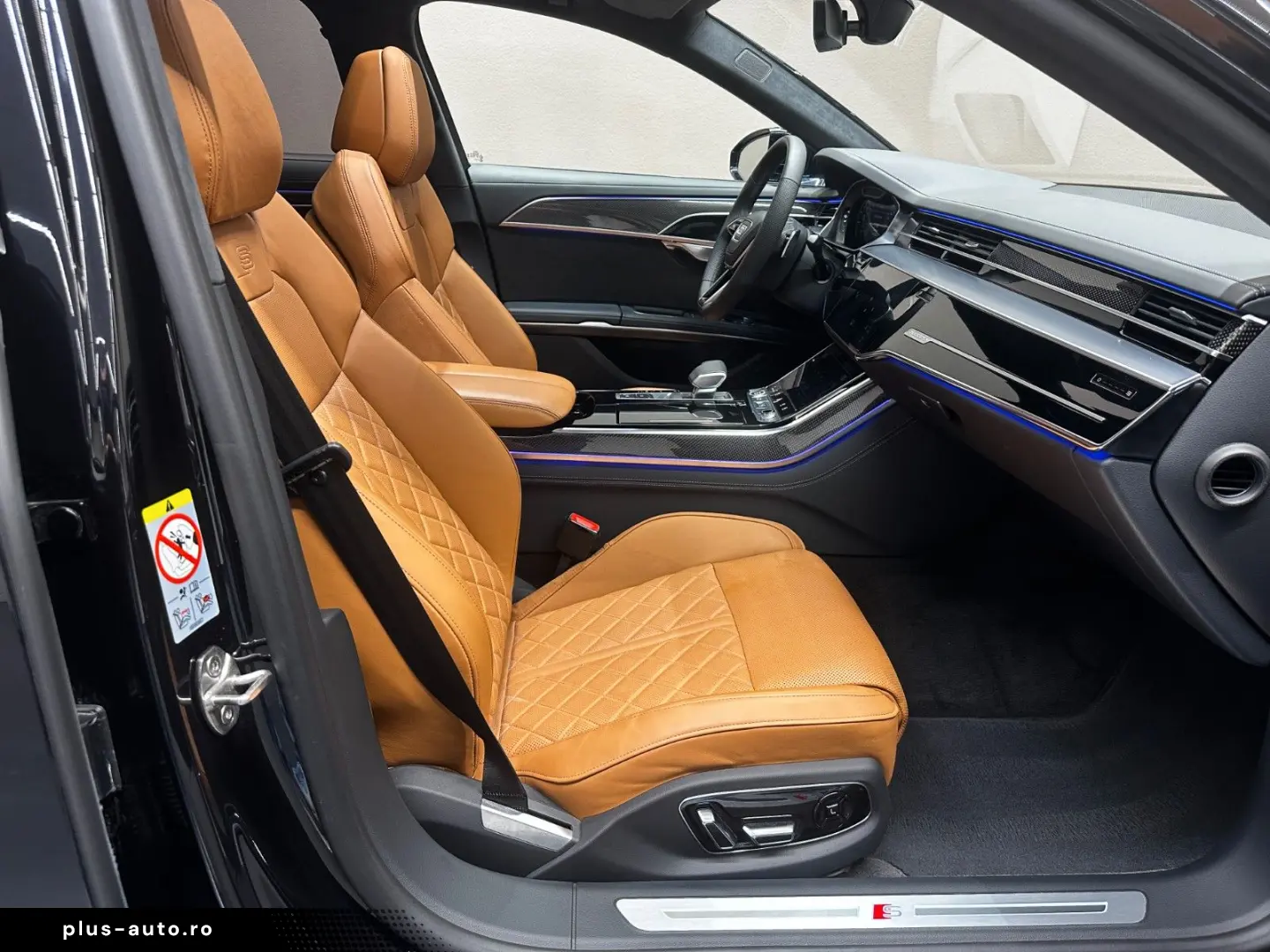 AUDI A8 60 TFSI e L quattro S-LINE  PANO KLAPPTISCH