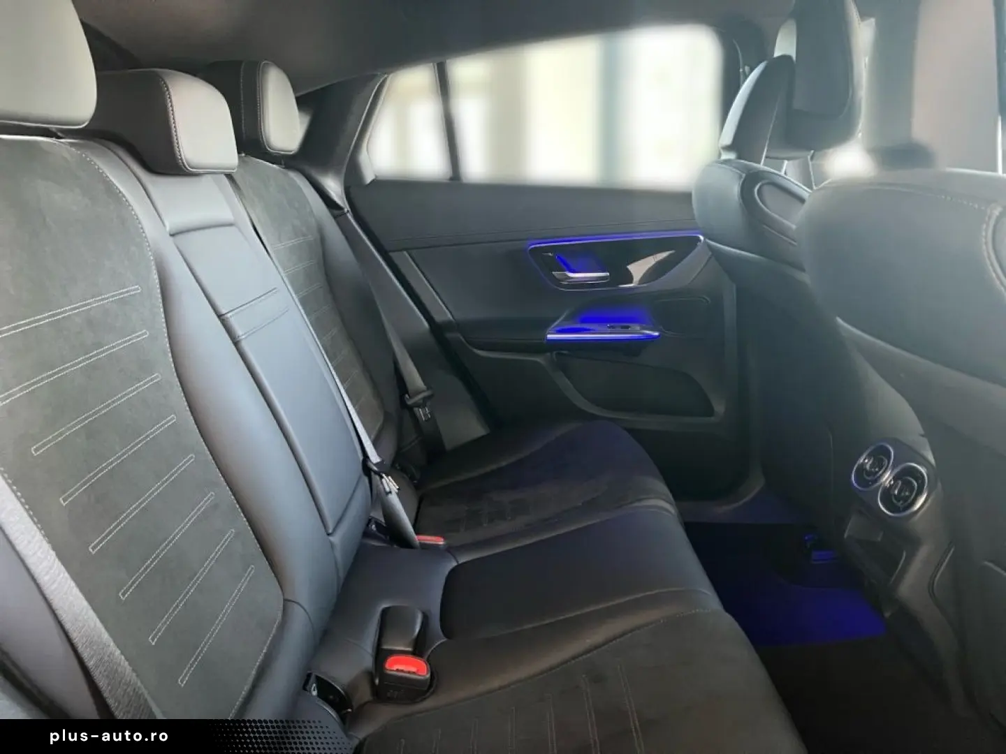 MERCEDES-BENZ GLC 2025 — imagine 9