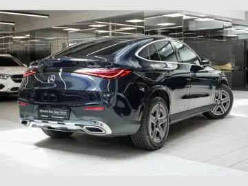 MERCEDES-BENZ GLC 300 de 4M Coupé AMG Distronic HeadUp 360