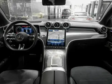 MERCEDES-BENZ GLC 300 de 4M Coupé AMG Distronic HeadUp 360
