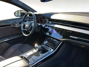 AUDI A8 60 TFSI e quattro B&O Matrix Pano