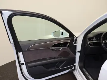 AUDI A8 50 TDI quattro . Matrix Navi B&O ACC