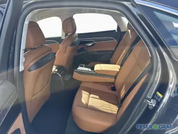 AUDI A8 50 TDI quattro tiptr. PANO HuD MASSAGE 360