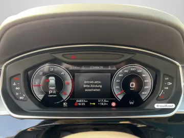 AUDI A8 lang 50 TDI Quattro HUD AHK PANO HD-MATRIX-LE