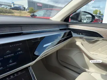 AUDI A8 lang 50 TDI Quattro HUD AHK PANO HD-MATRIX-LE