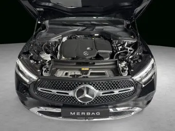 MERCEDES-BENZ GLC 220 d 4M Coupé AVANTGARDE NAVI WIN…
