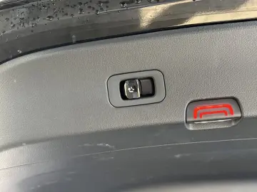 MERCEDES-BENZ GLC 220 d 4MATIC Coupé AVANTGARDE AHK …