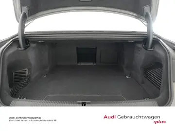 AUDI A8 Lang 60 TFSI E ACC HEADUP PANO MATRIX B&O VIR