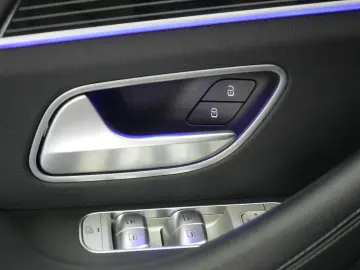 MERCEDES-BENZ GLE 450 AMG d 4Matic AMG Luft Distroni…