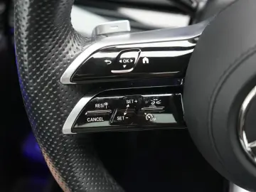 MERCEDES-BENZ GLE 450 AMG d 4Matic AMG Luft Distroni…