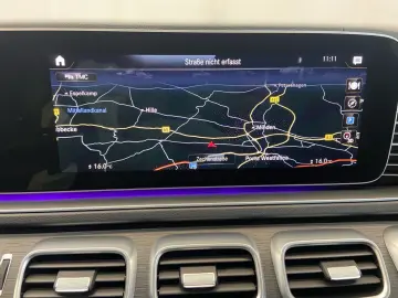 MERCEDES-BENZ GLE 400 d 4M AMG AIRMATIC Pano AHK Burm. Night