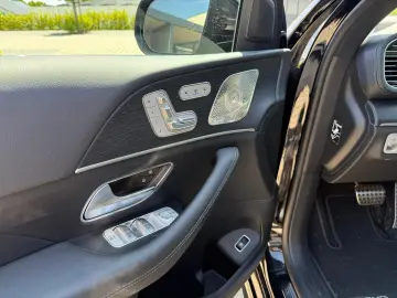 MERCEDES-BENZ GLE 450 d 4M Coupé AMG Night Pano HUD …