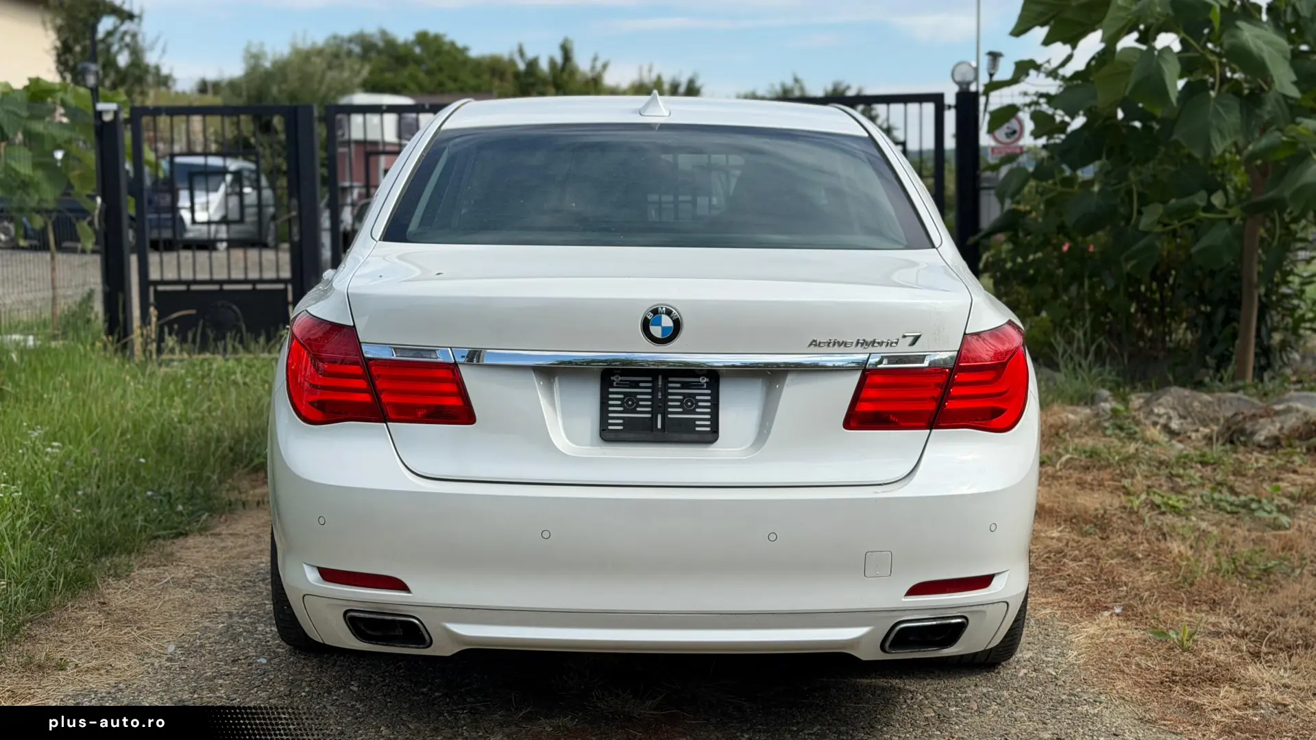 BMW ActiveHybrid 7 V8 4.4