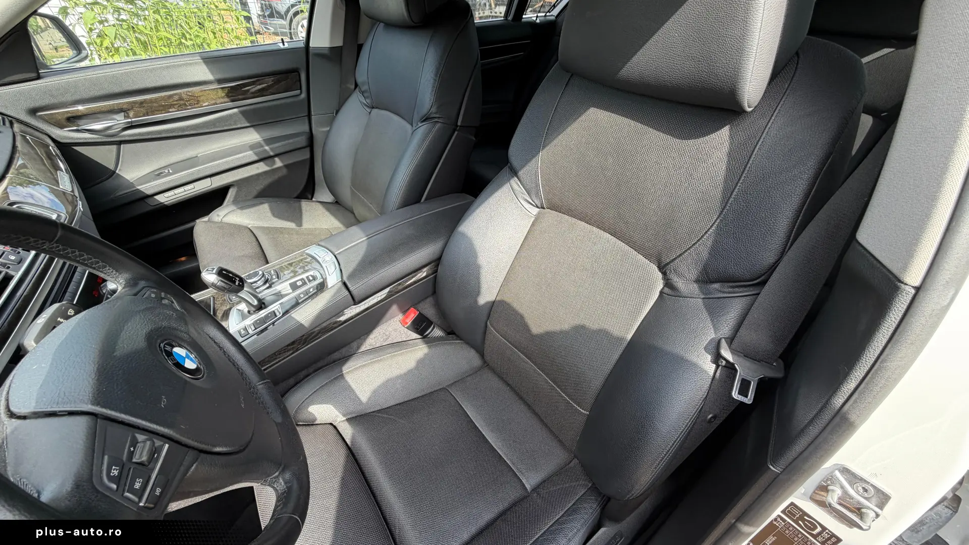 BMW ActiveHybrid 7 V8 4.4