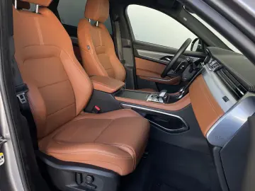 Jaguar F-PACE D200R-Dynamic SE AWDBLACK PACK1.HAND