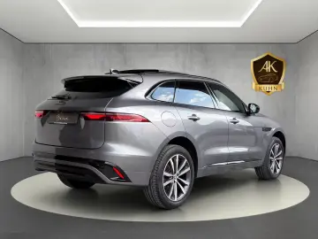Jaguar F-PACE D200R-Dynamic SE AWDBLACK PACK1.HAND