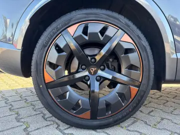 CUPRA Formentor 2.0 TDI 4DRIVE 110 kW DSG ACC AHZV SHZ