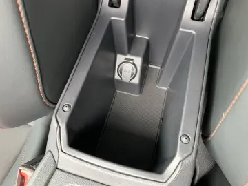 CUPRA Formentor 2.0 TDI DSG 4Drive LED NAVI AHK SHZ