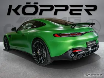 MERCEDES-BENZ AMG GT 43 PREMIUM PLUS Green magno Nig…
