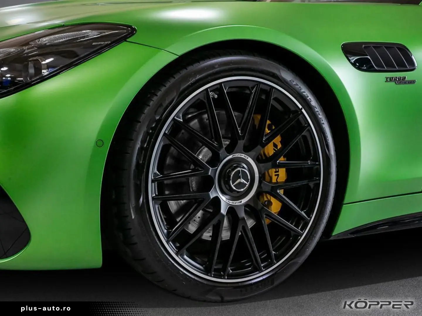 MERCEDES-BENZ AMG GT 43 PREMIUM PLUS Green magno Nig&hellip;