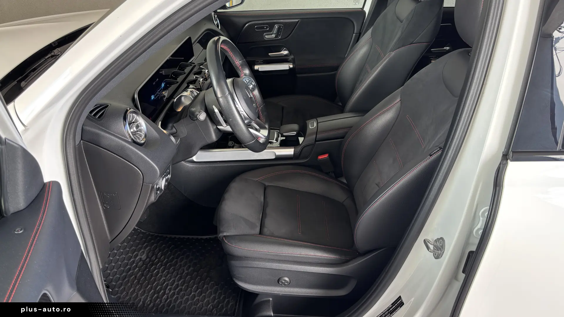 Mercedes-Benz GLB 250