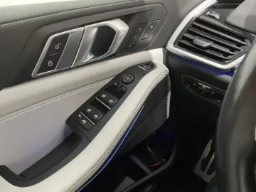 BMW X5 xDrive30d M Sport Package Head-Up HiFi